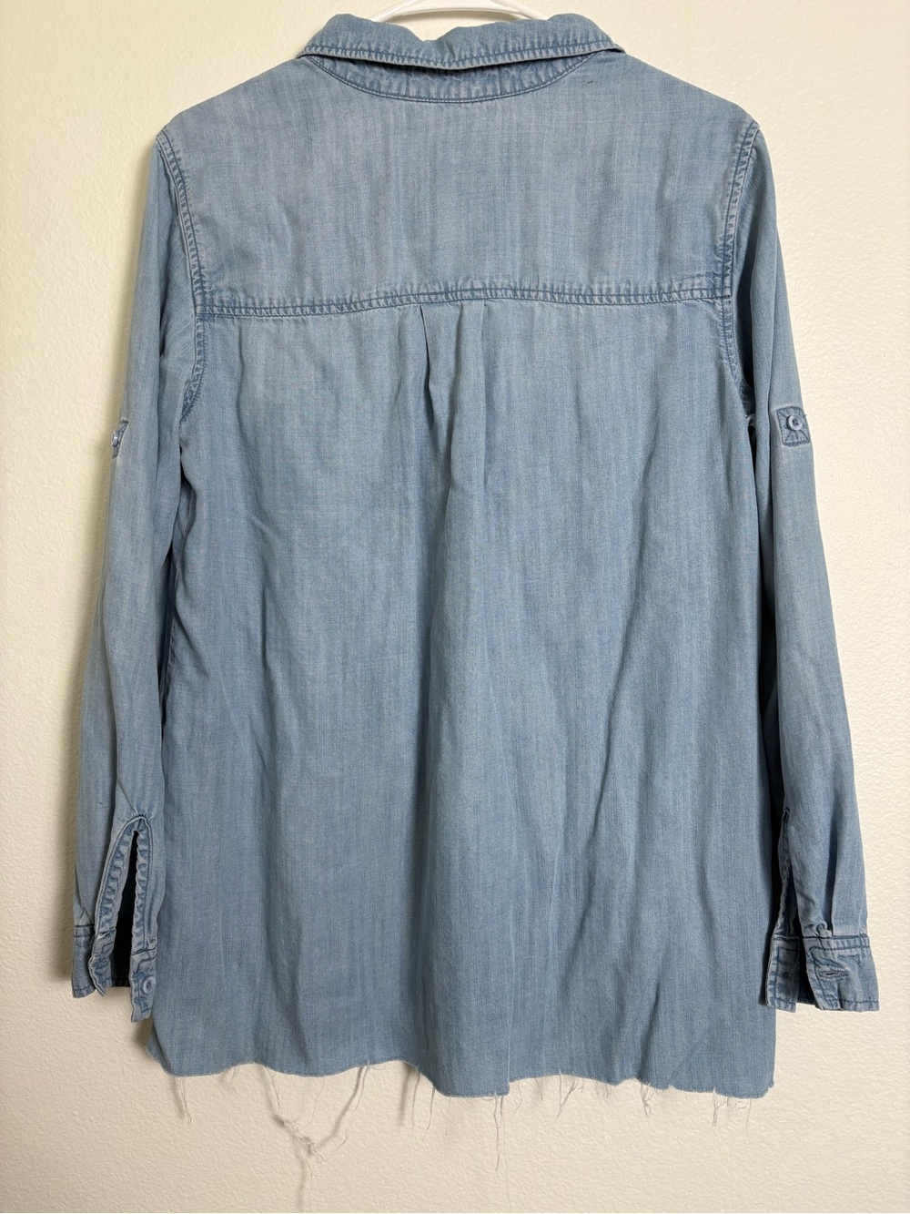 cloth & stone Light Blue Denim Tunic Top Size Medium - Picture 2 of 8
